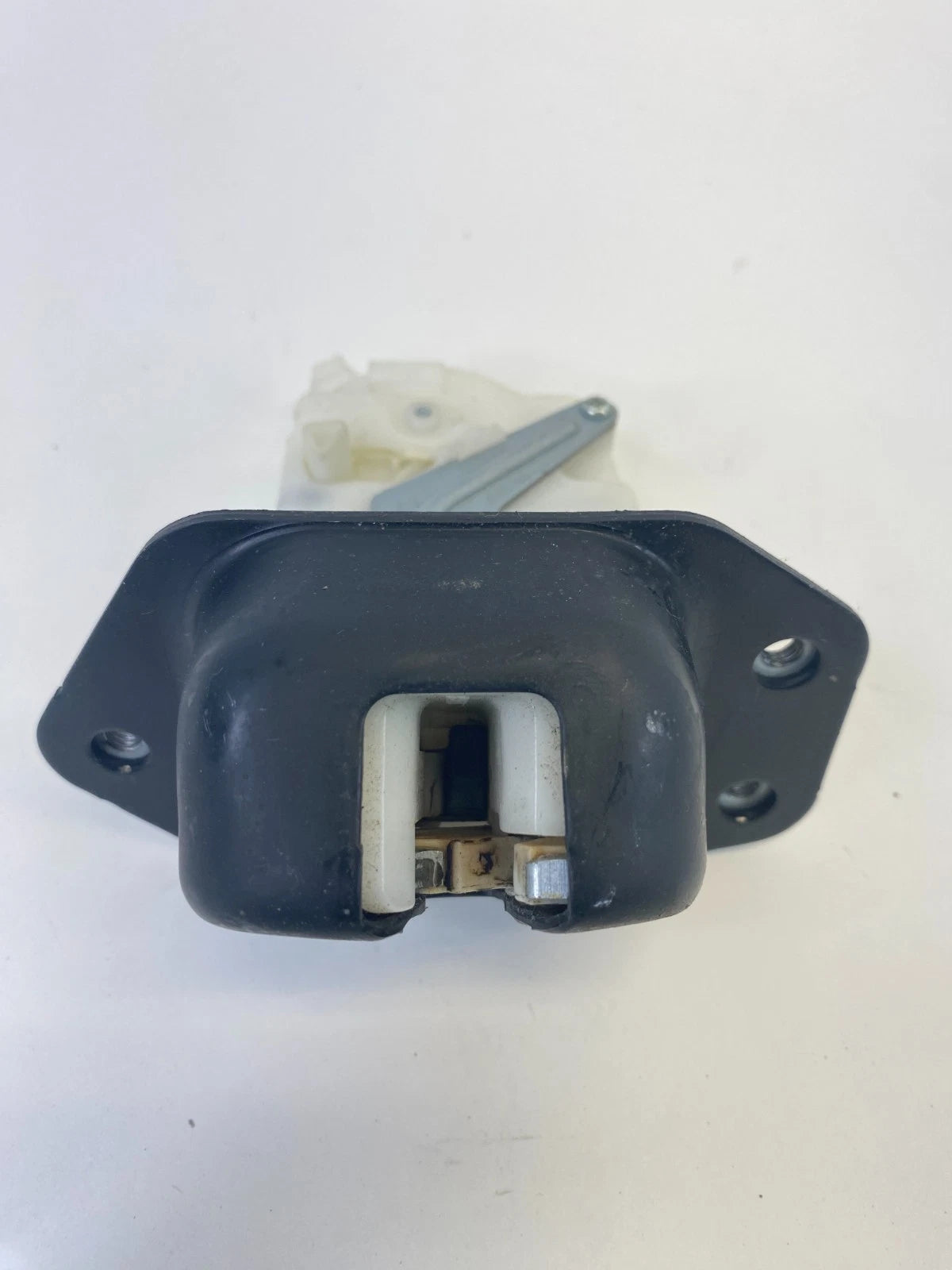 2009 2010 2011 2012 2013 2014 Nissan Murano Rear Trunk Lock Latch Actuator OEM