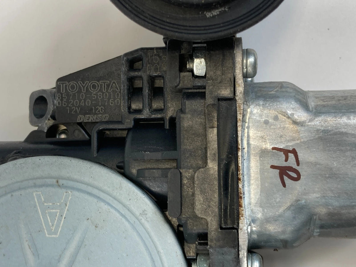 06-08 LEXUS RX400H FRONT RIGHT SIDE POWER WINDOW REGULATOR MOTOR 85710-58010 OEM
