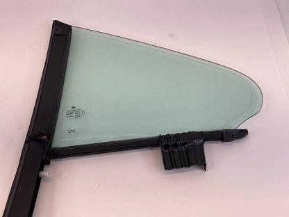 2009-2017 VOLKSWAGEN CC REAR RIGHT DOOR VENT QUARTER WINDOW GLASS 3C8-845-216