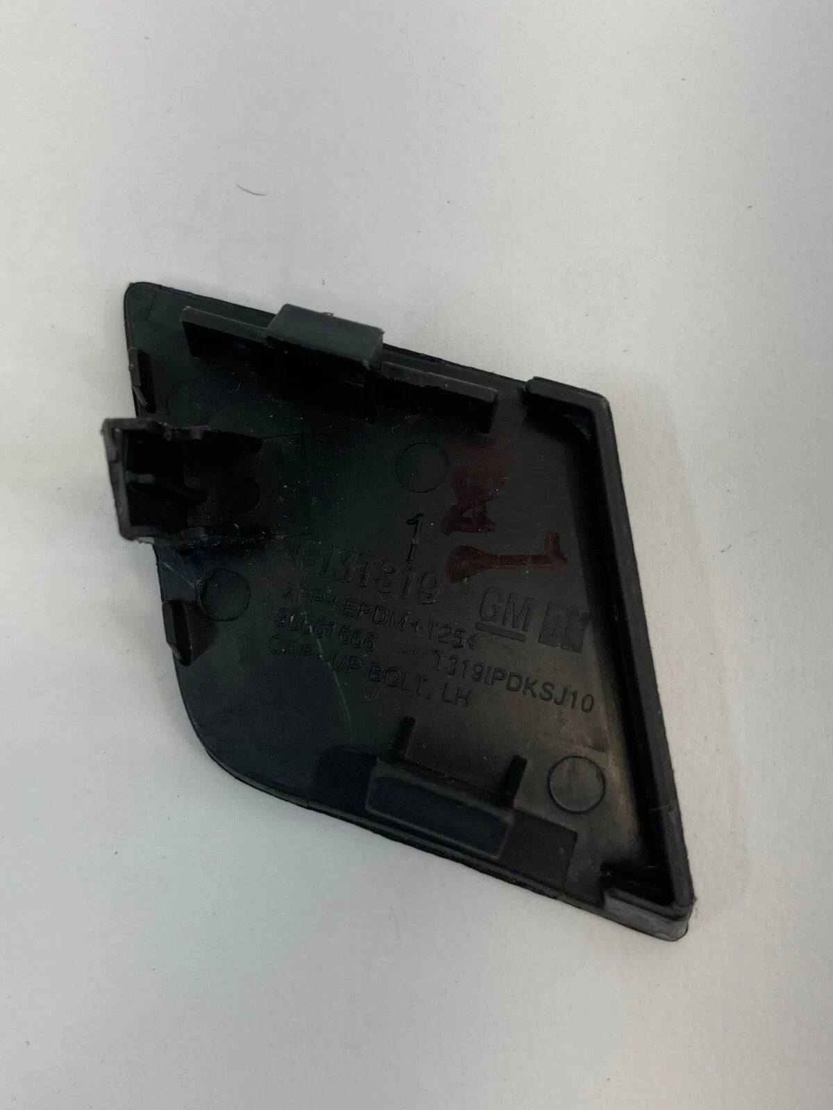 2008 2009 SATURN VUE SUV 4-DR DASHBOARD LEFT PANEL SCREW COVER TRIM 96664666