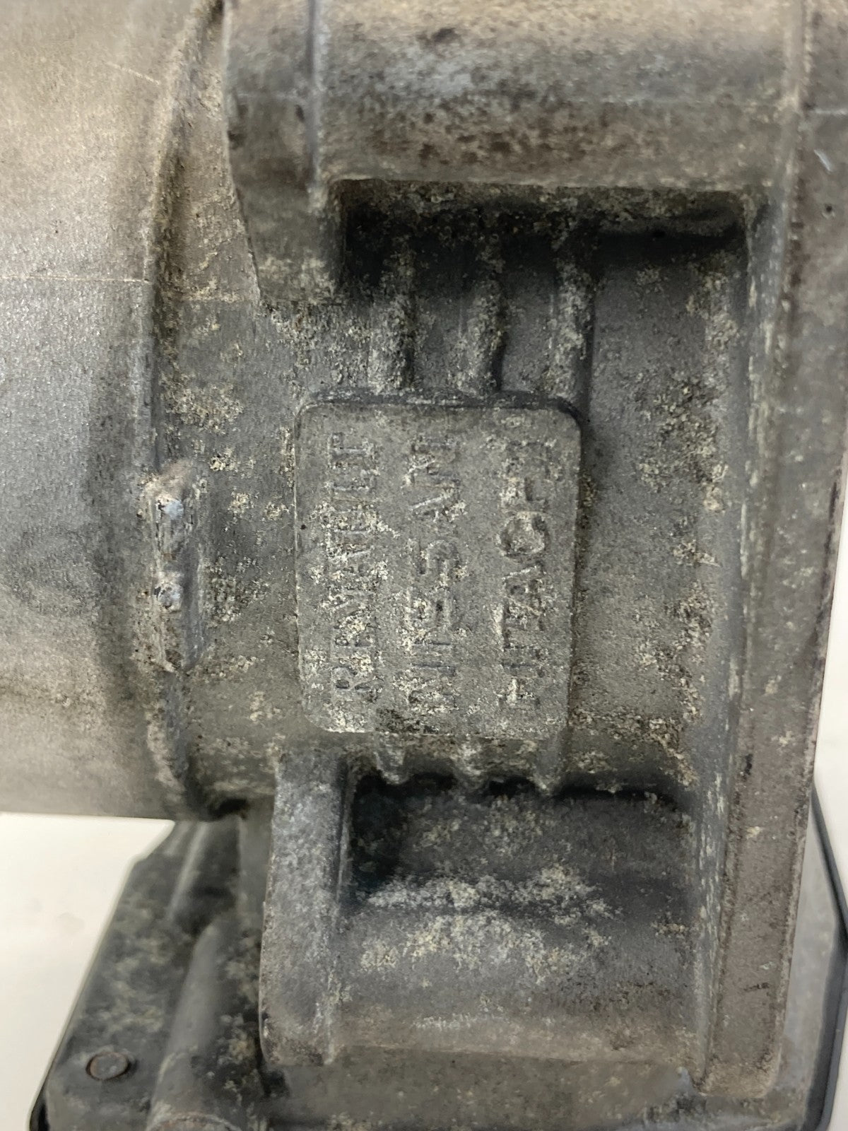 2008-2013 Infiniti G37 3.7L Left Throttle Body Throttle Valve Assy OEM