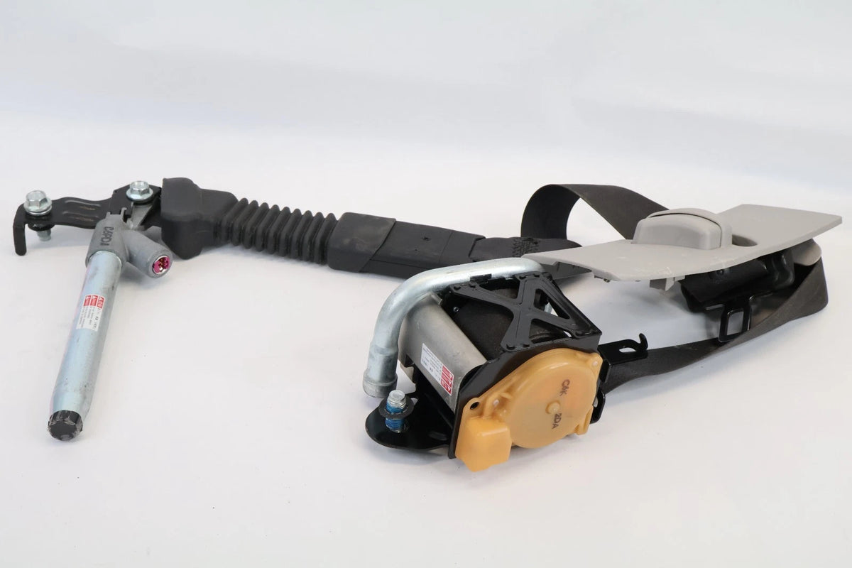 2012 2013 KIA SOUL FRONT LEFT DRIVER SIDE SEAT BELT RETRACTOR 88810-2K610 OEM