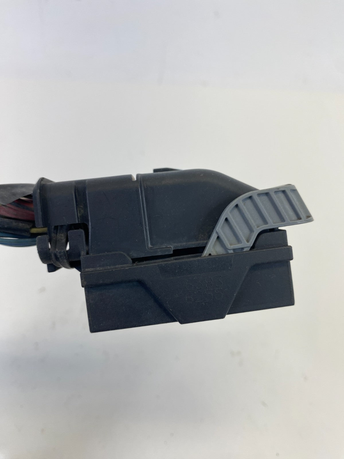 07-09 Cadillac SRX 3.6L AT 2WD ABS Anti Lock Brake Pump Connector Plug OEM
