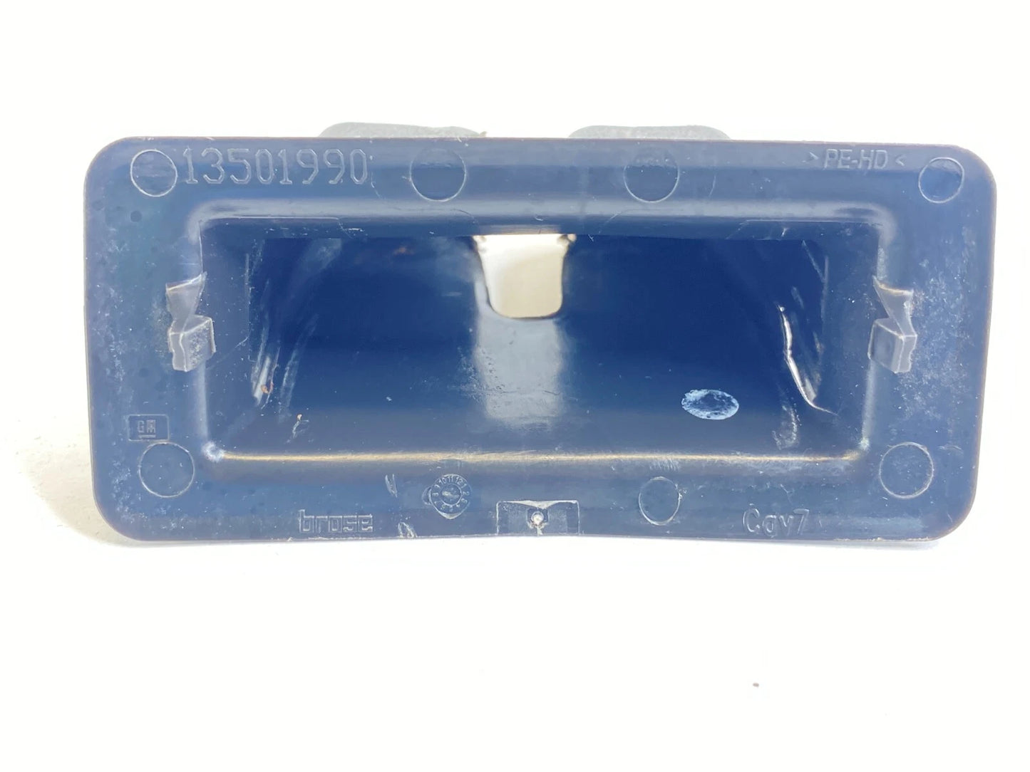 2011-2019 CHEVROLET CRUZE SEDAN REAR TRUNK LID LATCH COVER TRIM 13501990 OEM
