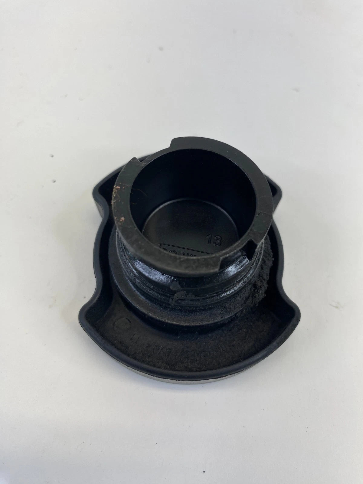 2013-2019 Ford Police Interceptor Sedan 3.5L V6 A/T Engine Oil Filler Fluid Cap
