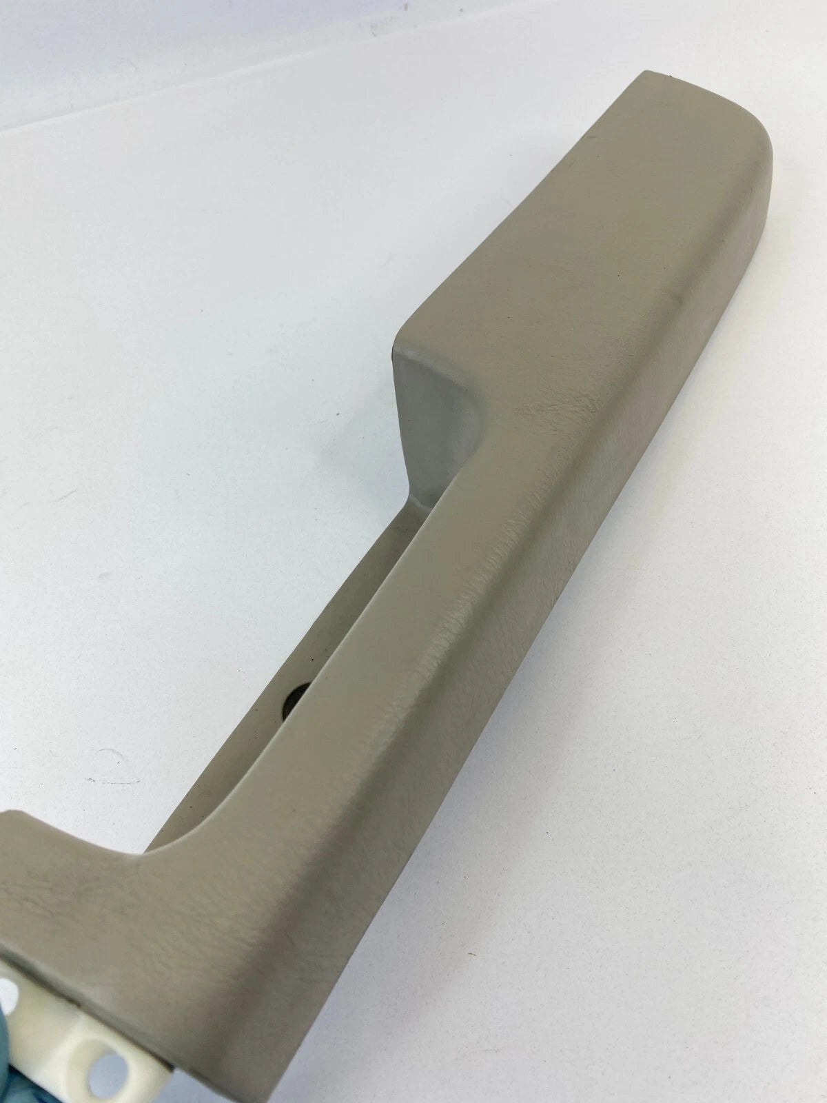 1999-2003 INFINITI QX4 FRONT RIGHT DOOR ARMREST ARM REST PULL HANDLE 809402W100