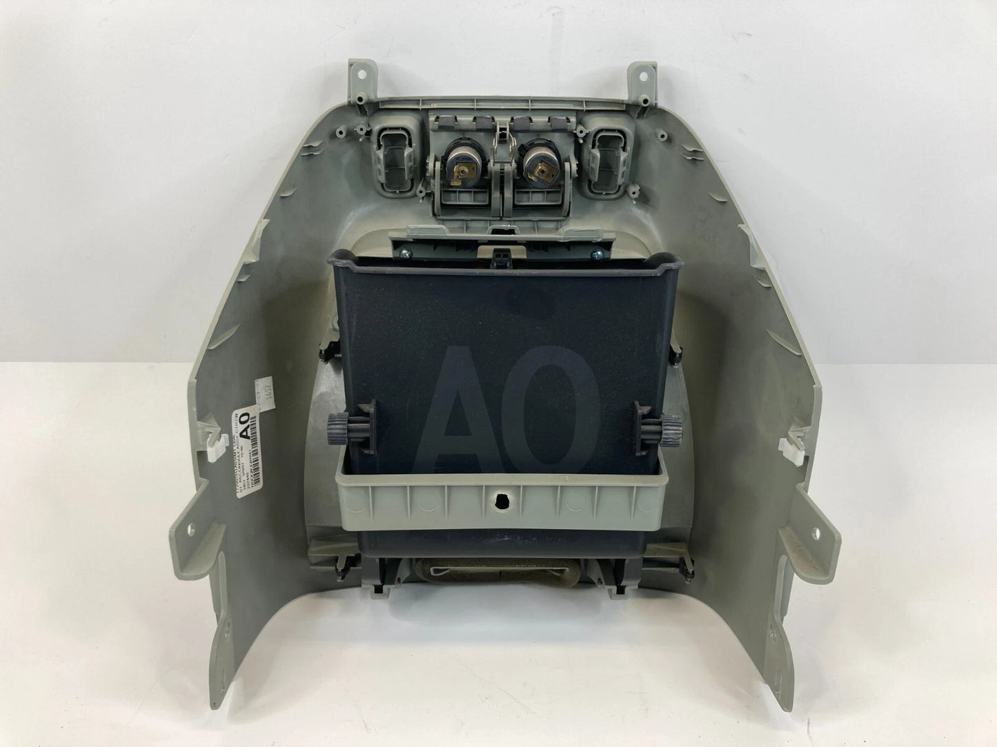05-07 HONDA ODYSSEY DASH LOWER STORAGE COMPARTMENT PANEL BEZEL 77290-SHJ-A01
