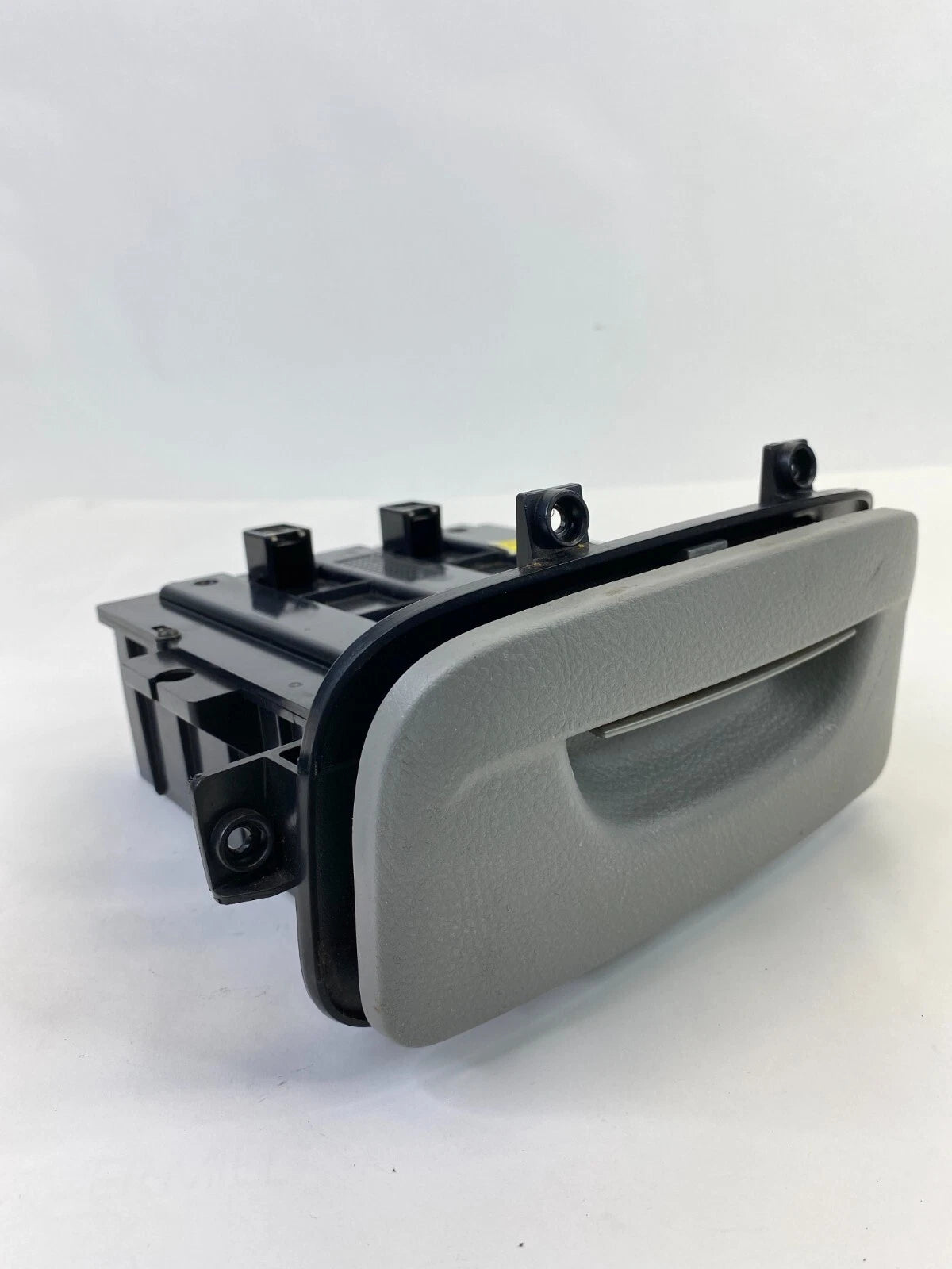 07-09 HYUNDAI SANTA FE REAR CENTER CONSOLE STORAGE BIN BOX INSERT 84631-2B072