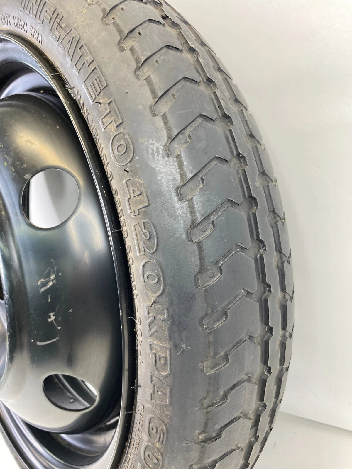 06-11 HYUNDAI ACCENT EMERGENCY SPARE TIRE WHEEL DONUT T115/70D15 R15 52910-1G850