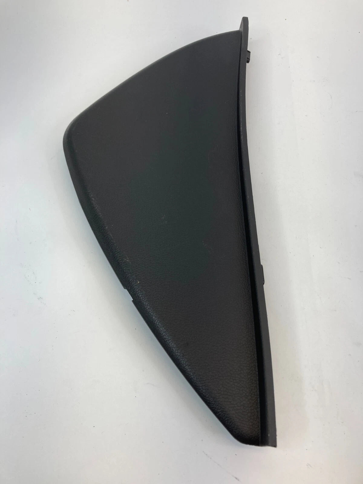 2011-2014 HYUNDAI SONATA FRONT DASH RIGHT SIDE END CAP COVER TRIM 84767-3S010