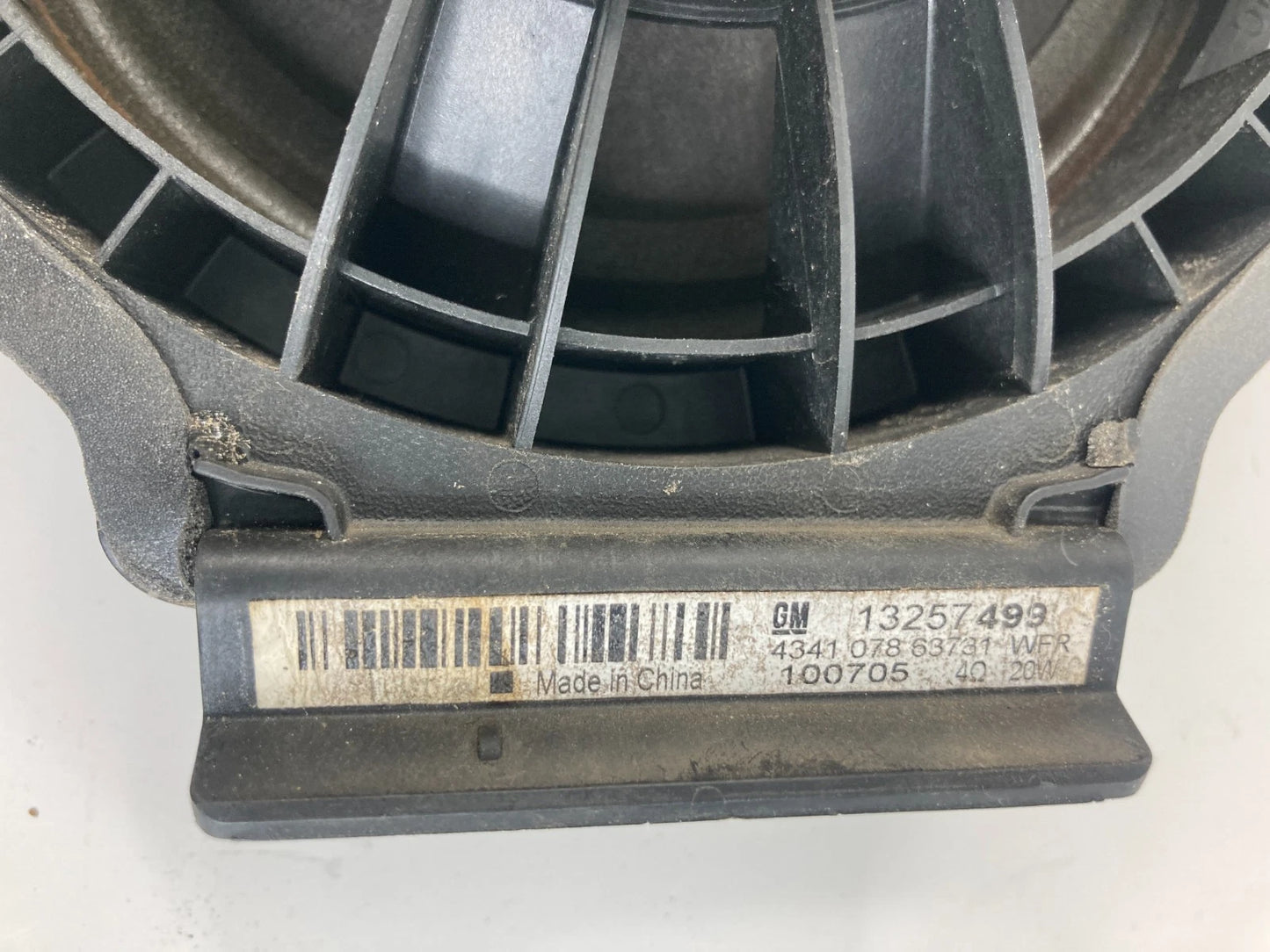 2011-2017 BUICK REGAL FRONT LEFT OR RIGHT DOOR AUDIO SPEAKER ASSY 13257499 OEM