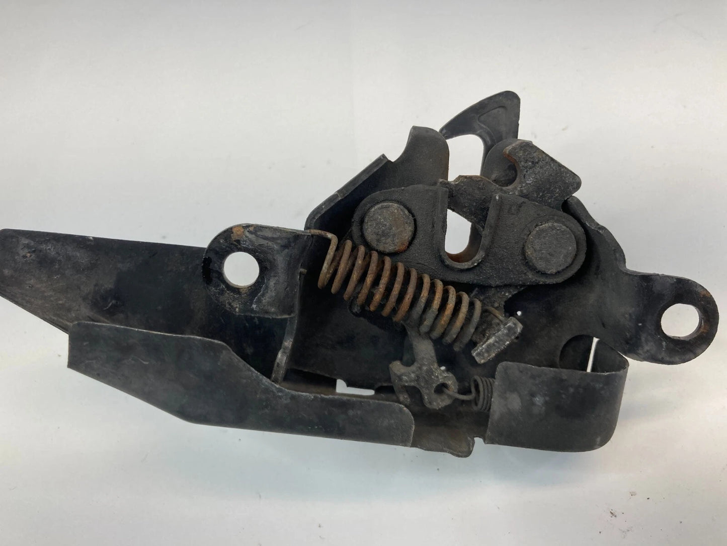 09 10 11 12 13 TOYOTA MATRIX FRONT HOOD LOCK LATCH RELEASE SAFETY ASSEMBLY OEM