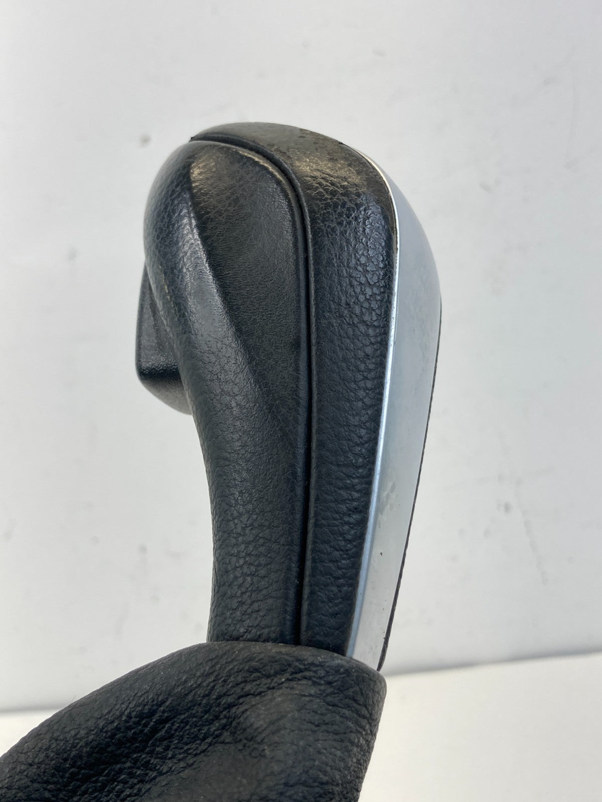 2007 2008 BMW 328xi Automatic Floor Gear Shifter Selector Lever Handle OEM