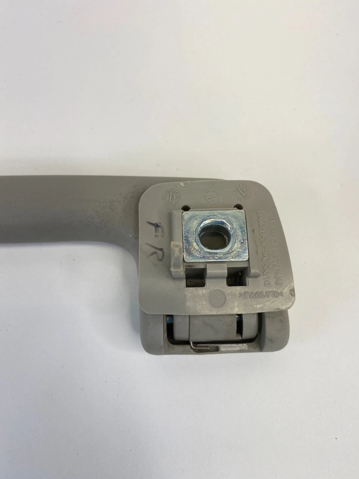 05-09 CHEVY TRAILBLAZER FRONT RIGHT SIDE INNER ROOF GRAB GRIP HANDLE 15269142