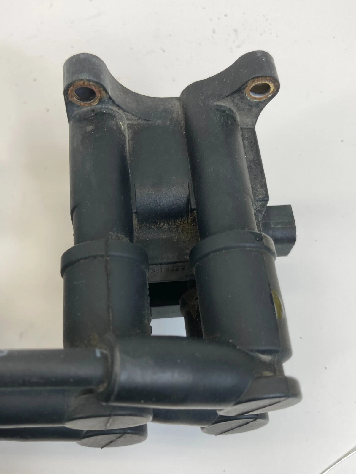 2011 2012 2013 FORD ESCAPE 1.6L L4 AT ENGINE IGNITION COIL IGNITER PLUG PACK OEM