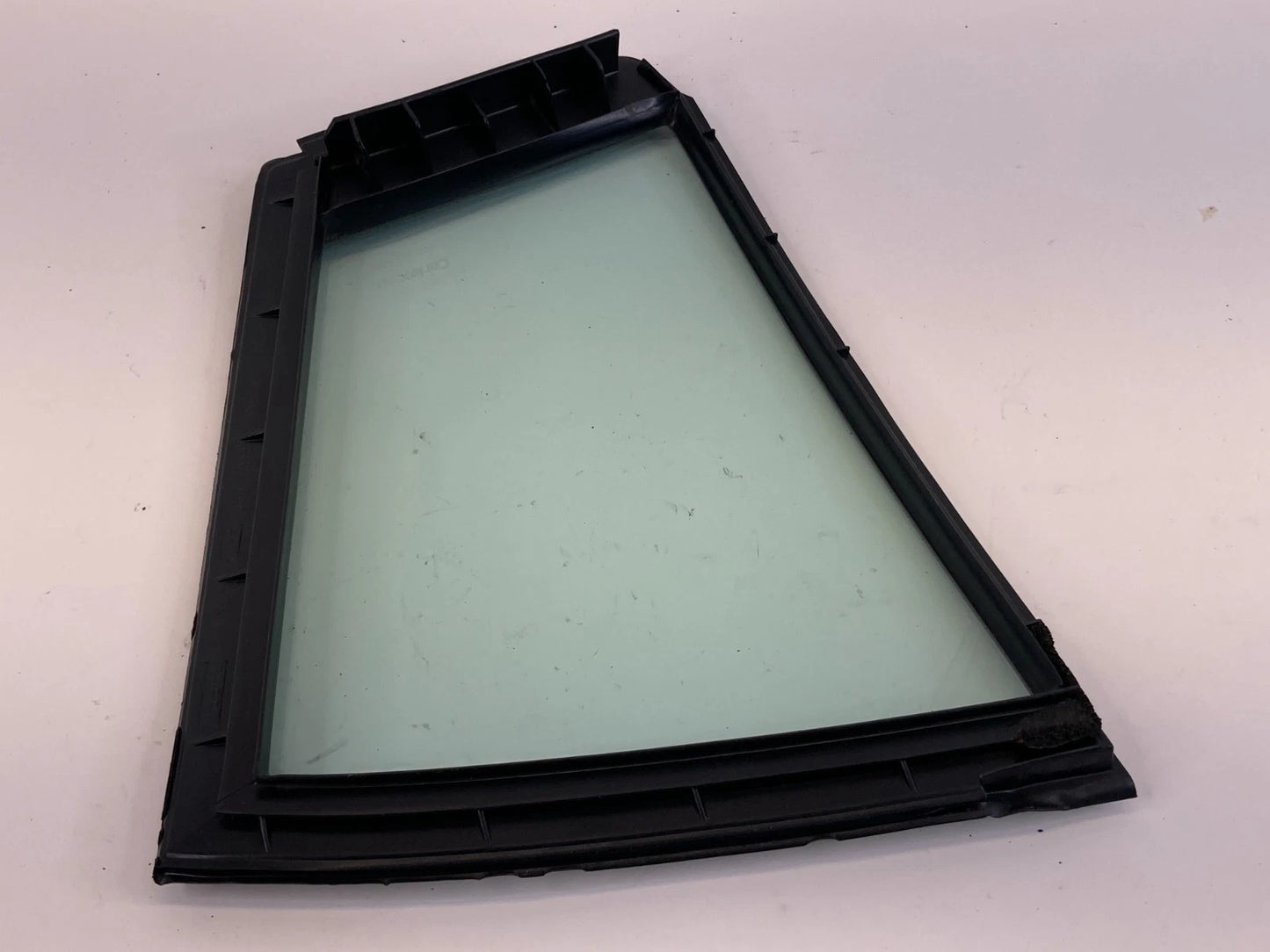 2007-2012 Nissan Altima Rear Right Door Vent Quarter Window Glass 82272-JA000