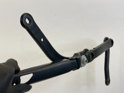 2006 2007 BMW 530xi Front Windshield Wiper Arm 7185366 OEM