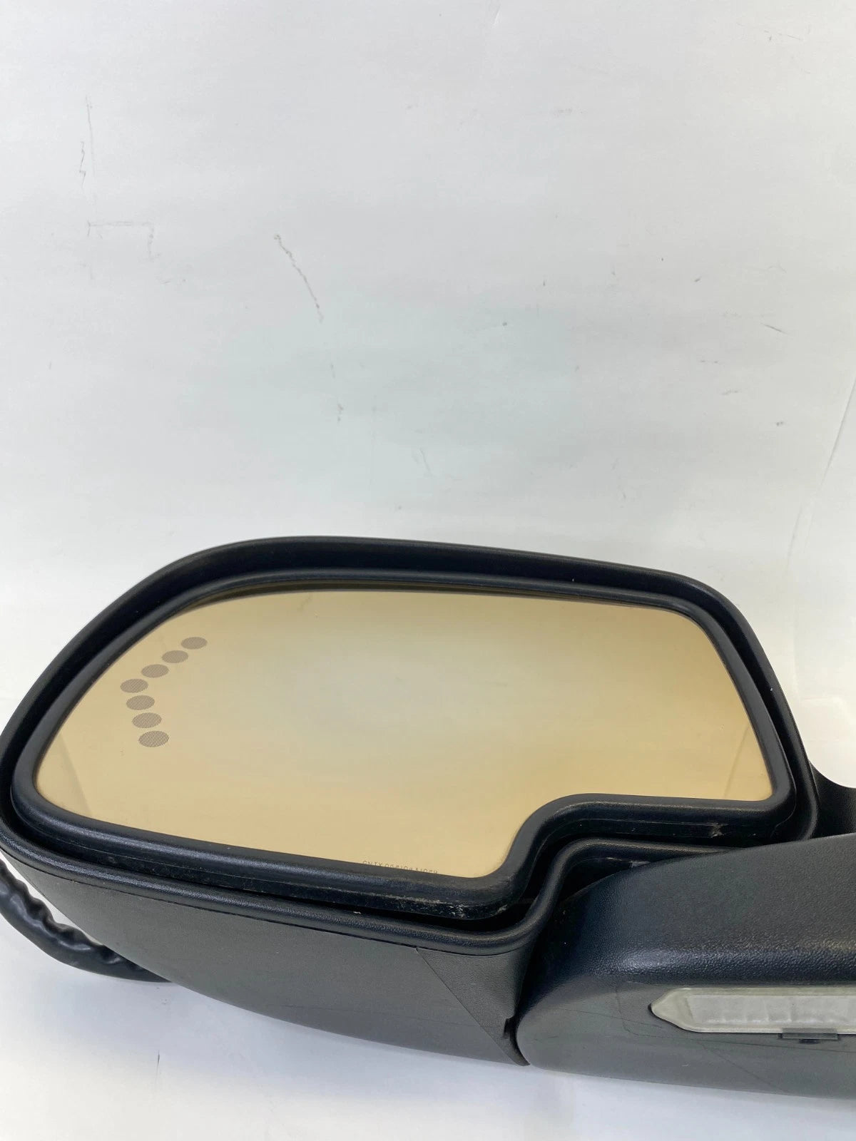 2003-2006 CHEVROLET TAHOE DRIVER SIDE VIEW MIRROR POWER HEAT SIGNAL PUDDLE OEM