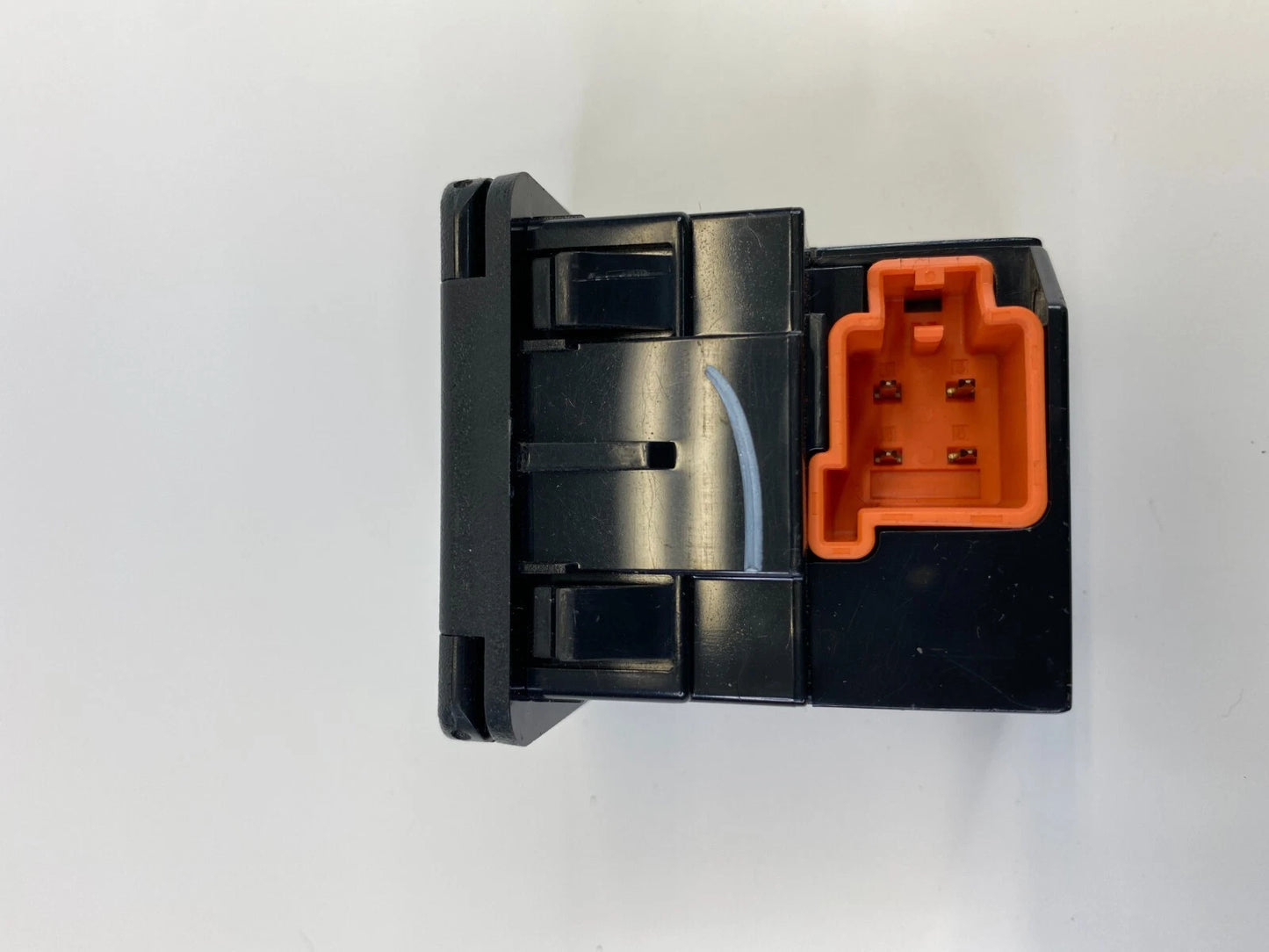 2007-2012 DODGE CALIBER HATCHBACK POWER INVERTER AC OUTLET CONNECTOR 40593D OEM