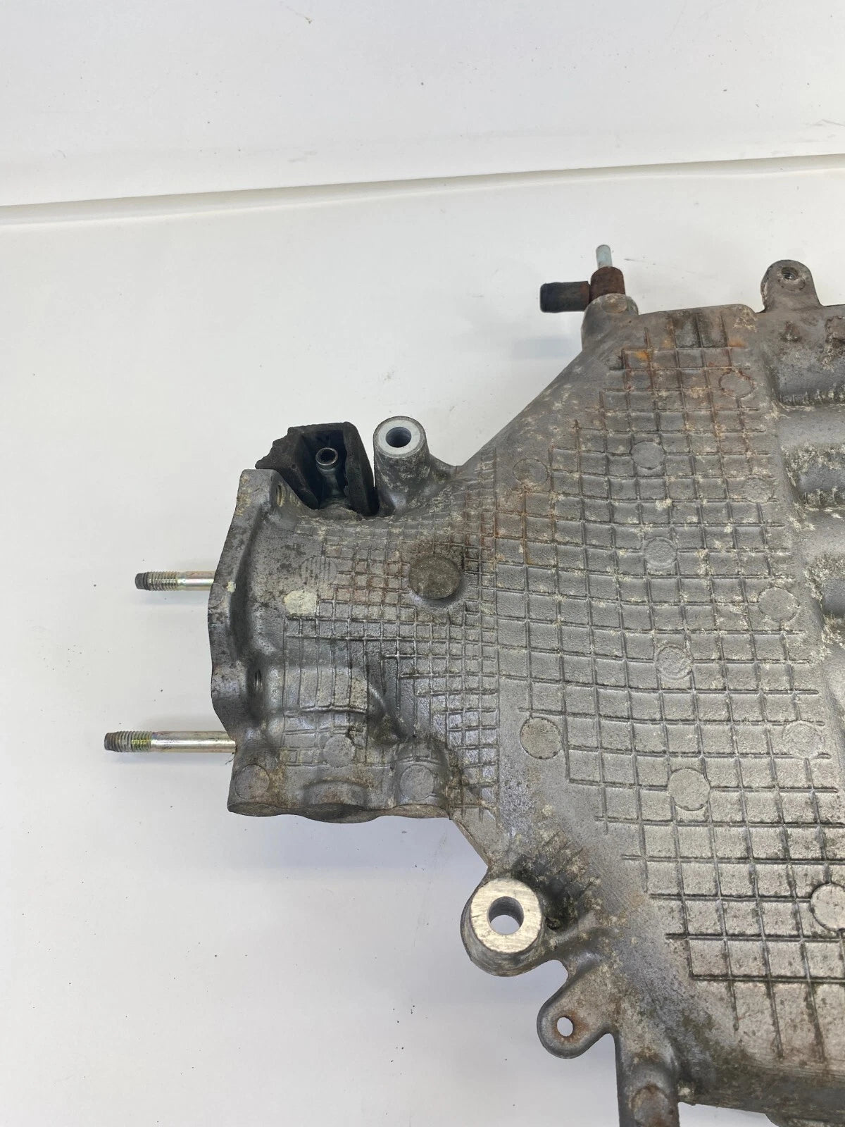 1996-2002 TOYOTA 4RUNNER 3.4L V6 ENGINE UPPER INTAKE MANIFOLD PLENUM ASSY OEM