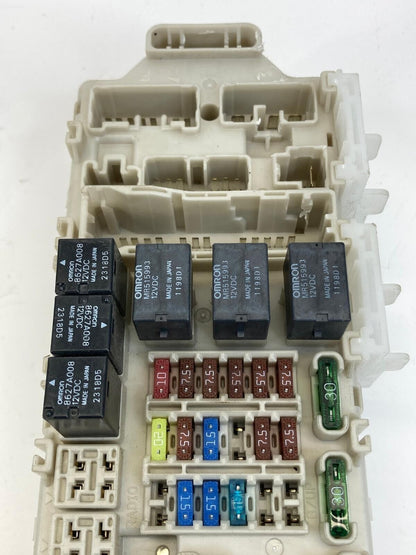 2009 2010 Mitsubishi Galant 2.4L AT Interior Cabin Fuse Box Relay Junction Block