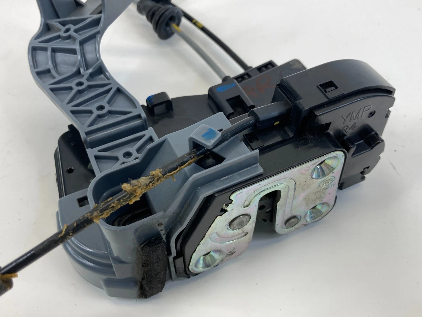 2011-2014 HYUNDAI SONATA REAR RIGHT DOOR LOCK LATCH ACTUATOR 814203S000 OEM