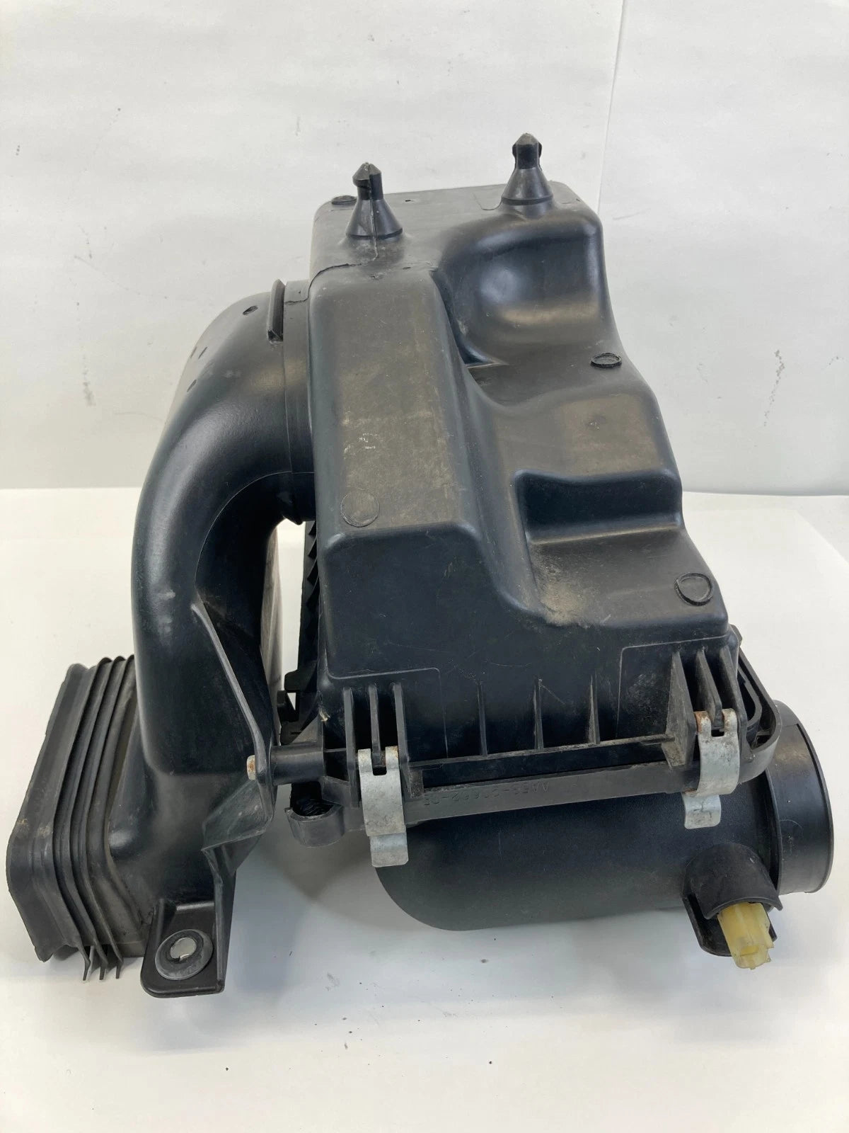 2013-2019 FORD INTERCEPTOR UTILITY AIR INTAKE CLEANER FILTER BOX AA53-9C662-CE