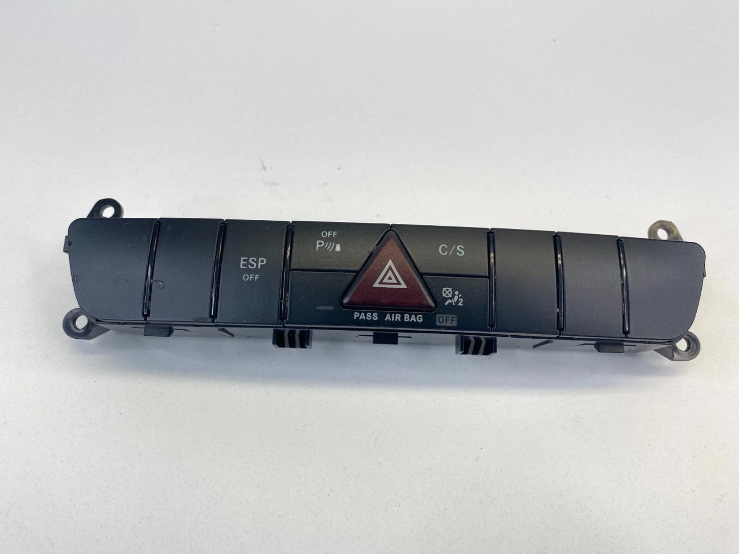 2007-2010 MERCEDES-BENZ R350 DASH HAZARD LIGHT CONTROL SWITCH BUTTON A2518704310