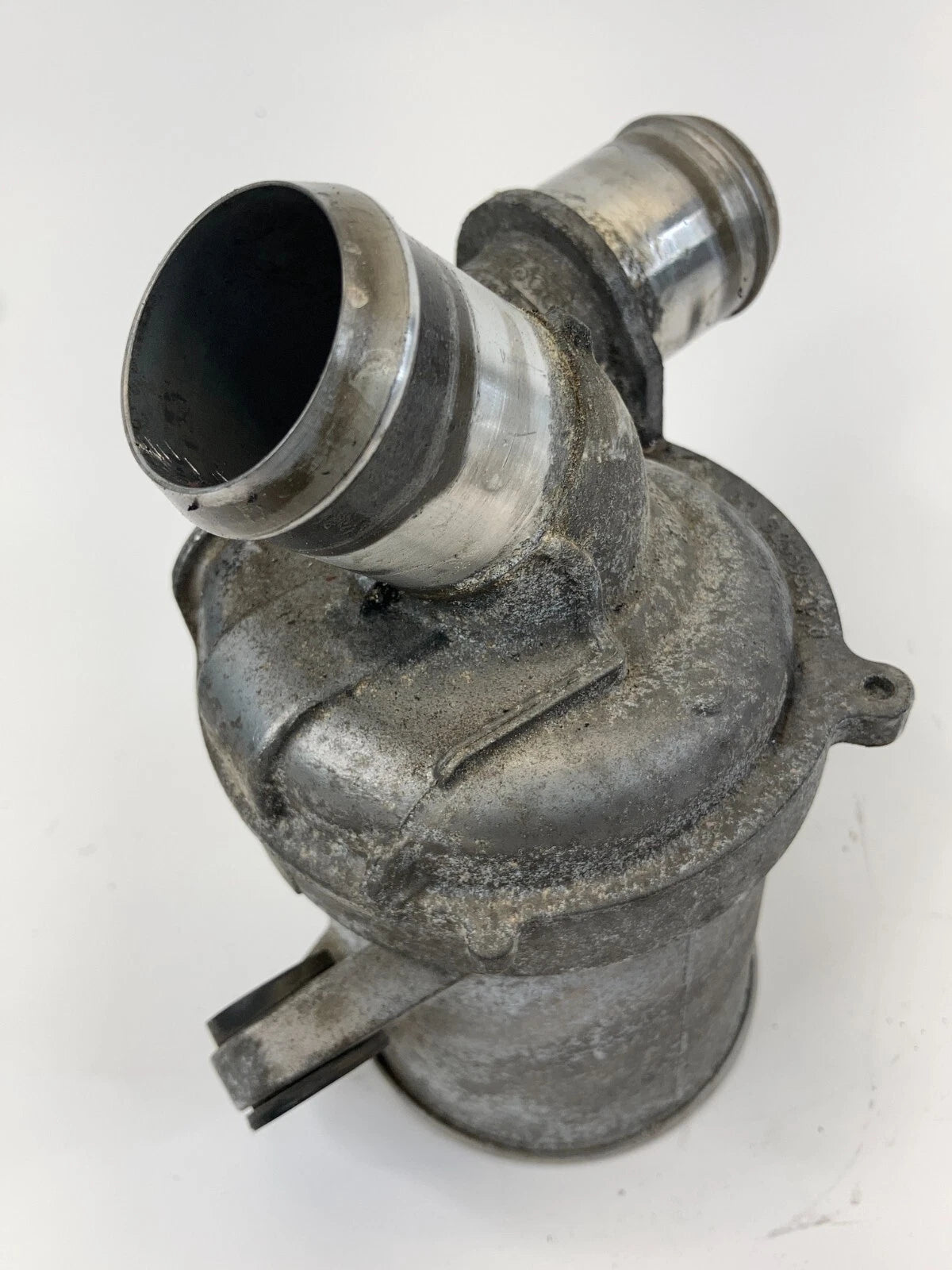 2013-2020 FORD FUSION HYBRID 2.0L SECONDARY ELECTRIC WATER COOLANT PUMP OEM