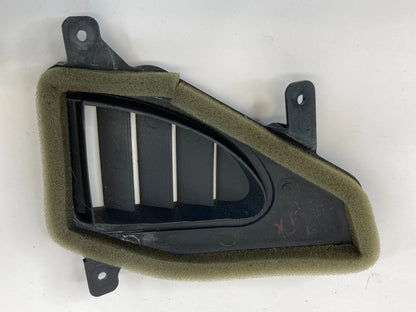 07-12 NISSAN VERSA UPPER DASH RIGHT SIDE AC VENT DEFROST GRILLE 68740-EL00A OEM