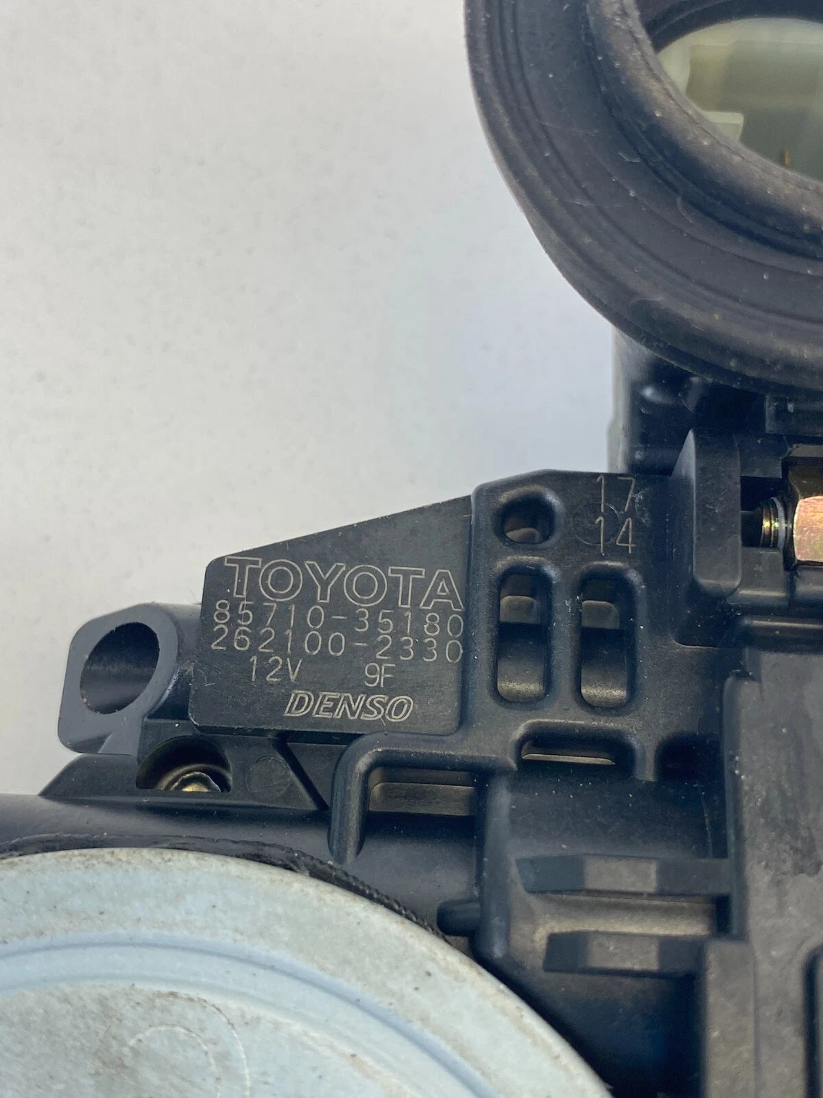 2004-2009 TOYOTA PRIUS REAR RIGHT BACK SIDE DOOR POWER WINDOW MOTOR 85710-35180