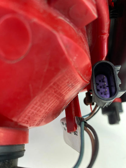 2008-2012 CHEVROLET MALIBU REAR LEFT DRIVER SIDE TAIL LAMP ASSEMBLY 20914363 OEM