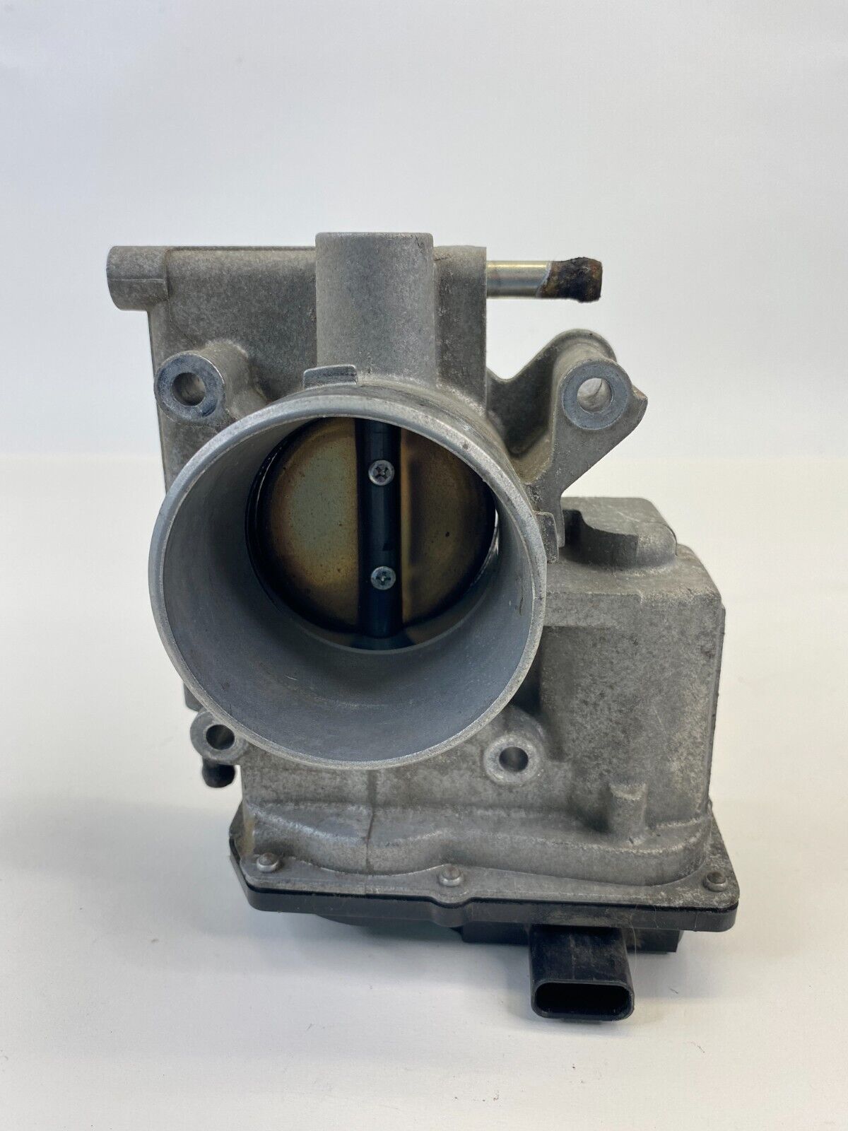 2006-2013 Mazda 3 Mazda3 Hatchback Throttle Body Throttle Valve L3R4-13-640 OEM