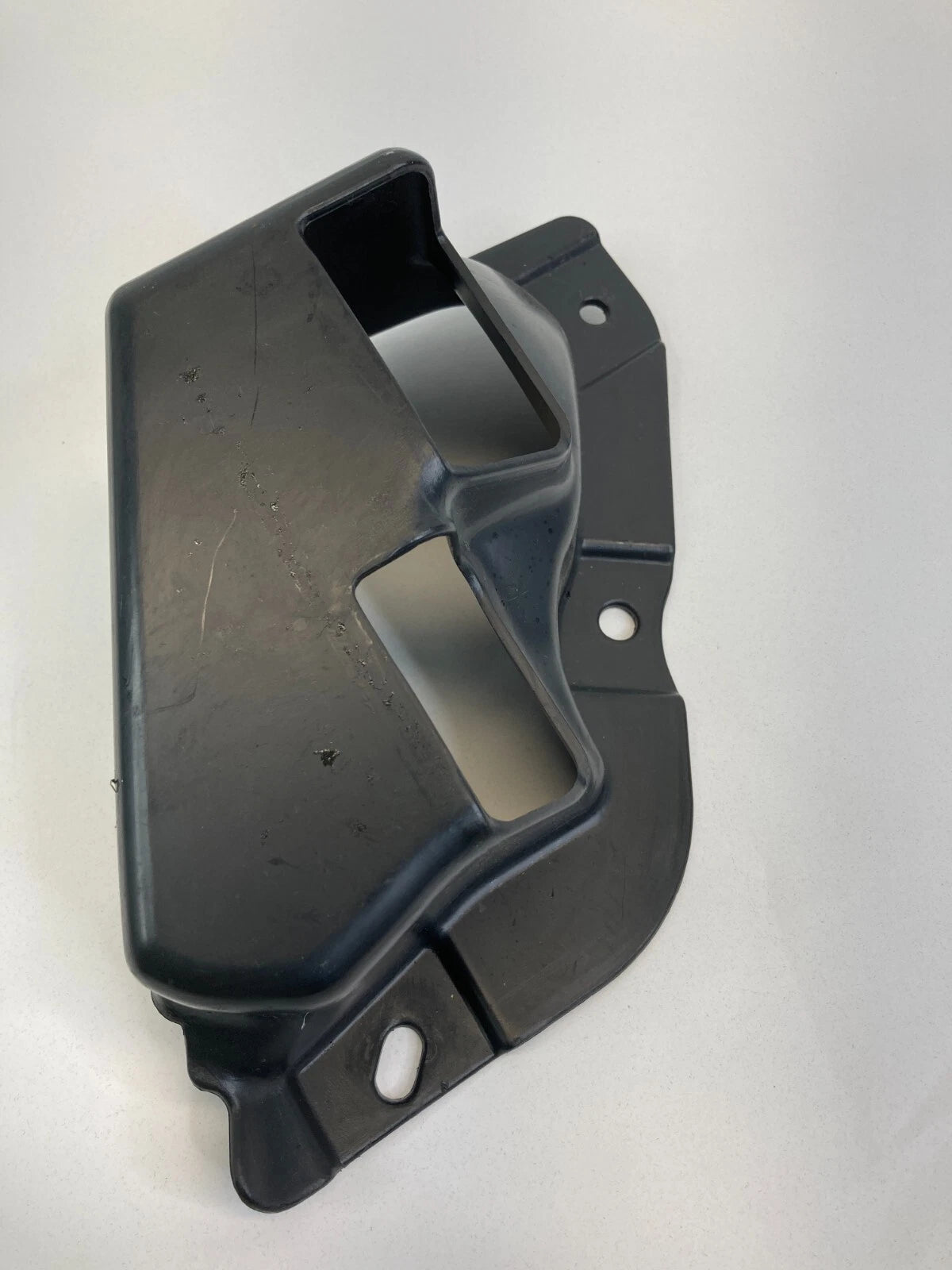 2007-2010 CHRYSLER SEBRING REAR LEFT TAILLIGHT HOUSING COVER TRIM 04389921AD OEM