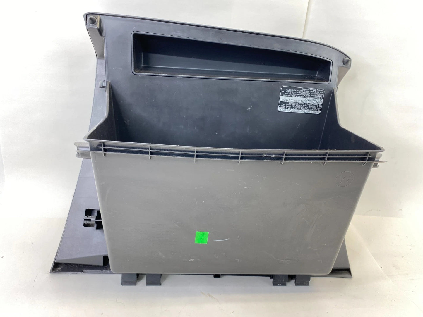 2009-2011 TOYOTA MATRIX DASH GLOVE BOX STORAGE COMPARTMENT ASSY 55550-02240 OEM