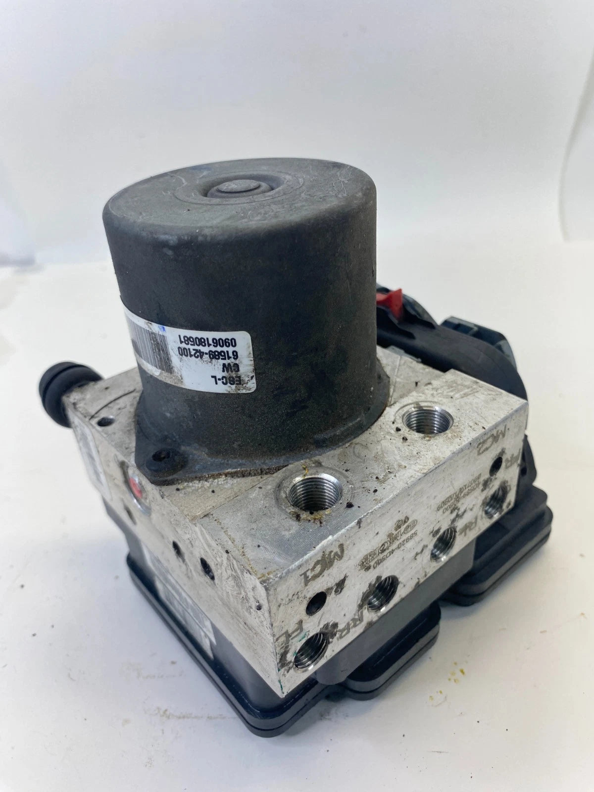 2010 10 KIA SEDONA 3.8L FWD ABS ANTI LOCK BRAKE PUMP MODULE ASSY 58920-4D500 OEM