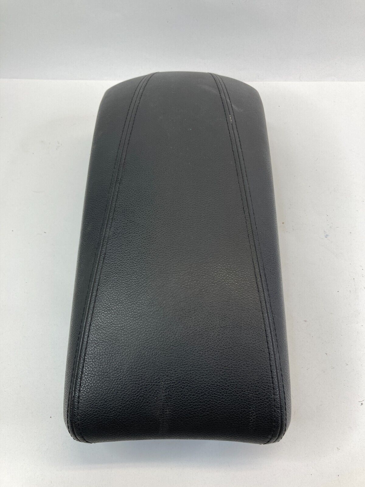 11-15 Hyundai Sonata Auto Trans Center Console Arm Rest Armrest Lid 84660-3S000