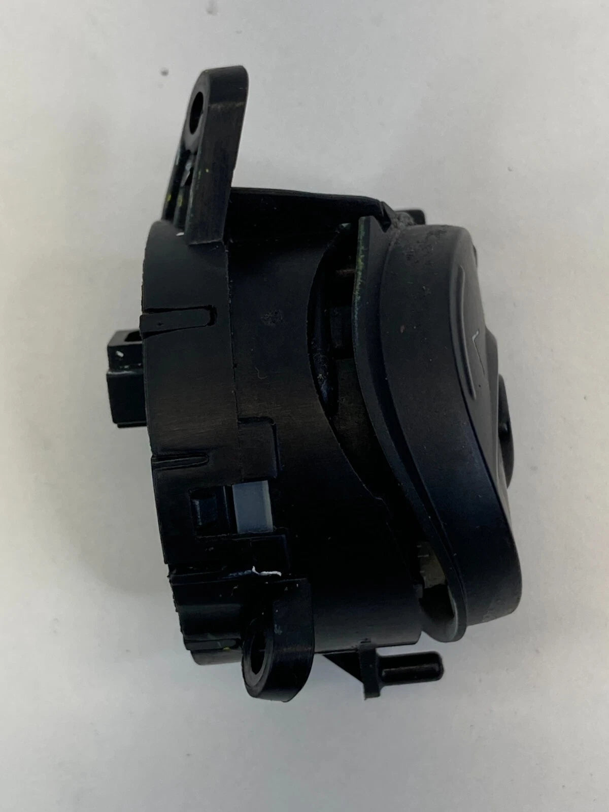 12-18 FORD FOCUS STEERING WHEEL AUDIO RADIO CONTROL SWITCH BUTTON AM5T-14K147-AA