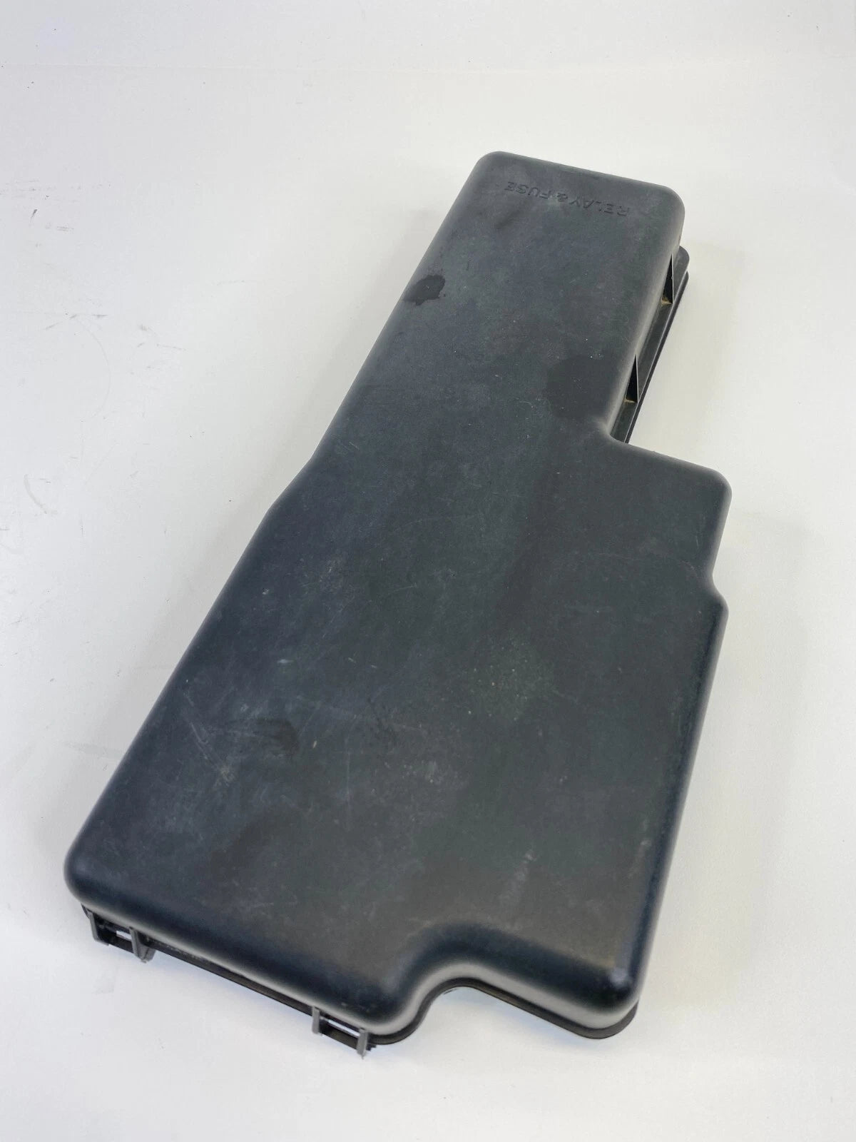 02 03 LEXUS ES300 UNDER HOOD ENGINE BAY FUSE BOX UPPER COVER LID ONLY 7154-8036