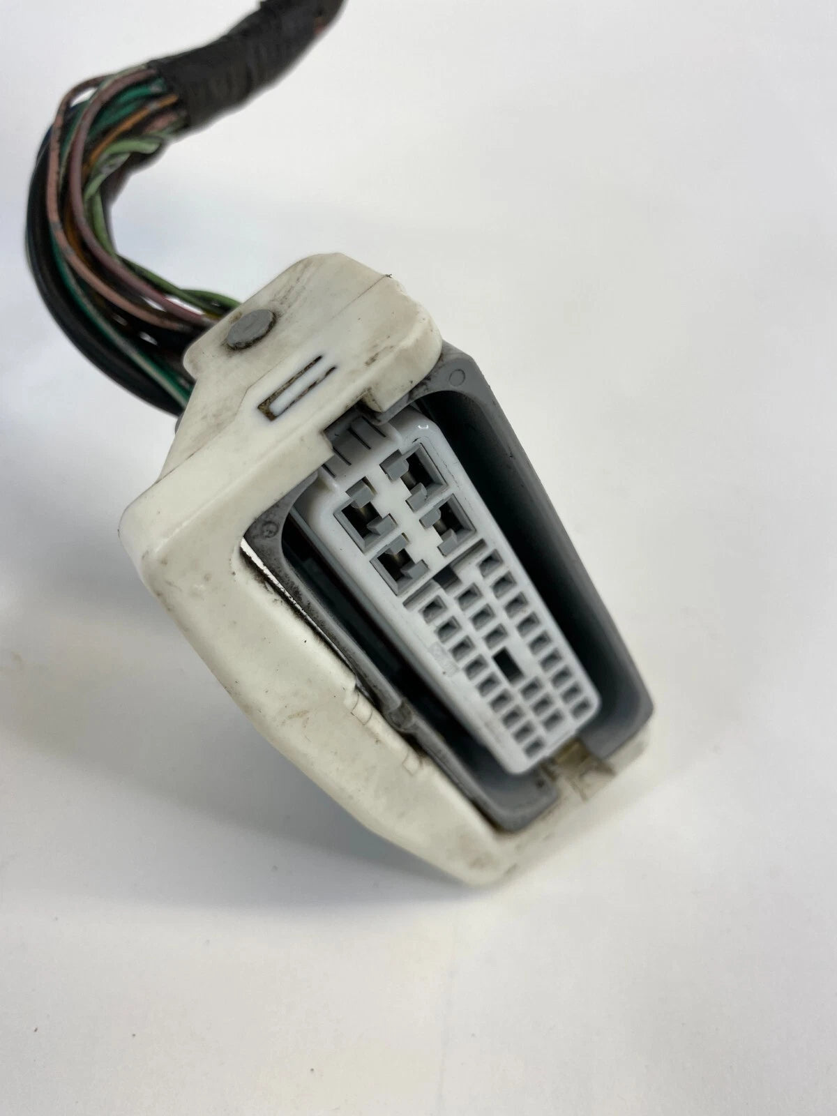 2001-2005 SUZUKI GRAND VITARA ABS ANTI LOCK BRAKE PLUG PIGTAIL CONNECTOR