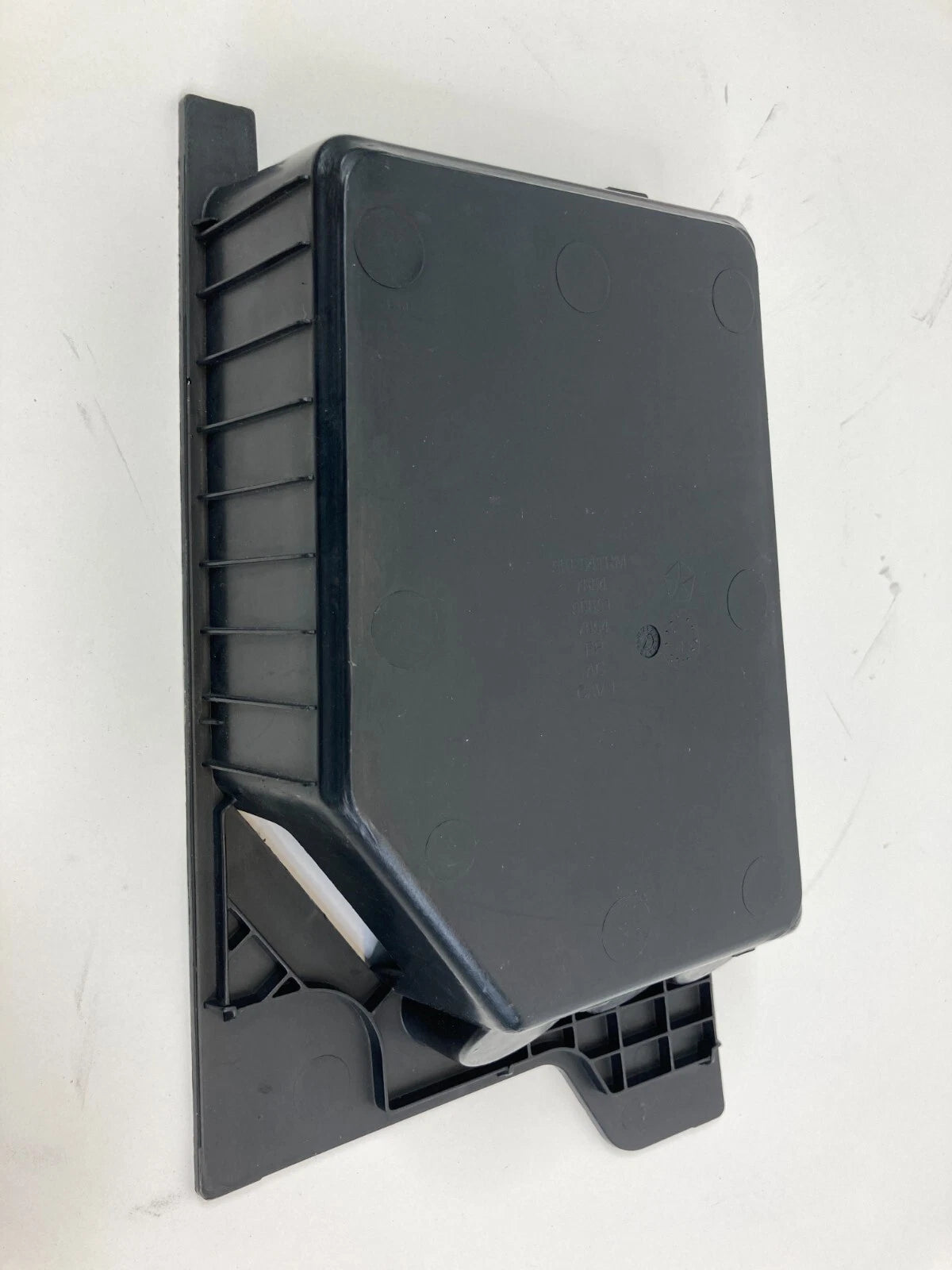 2010 2011 DODGE NITRO FRONT CENTER CONSOLE STORAGE CUBBY TRAY INCERT OEM