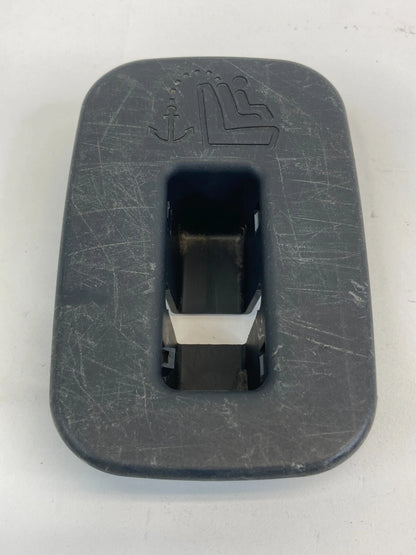 2010 2011 KIA SOUL REAR DECK CHILD SEAT ANCHOR CAP LID TRIM BEZEL 89391-2K020