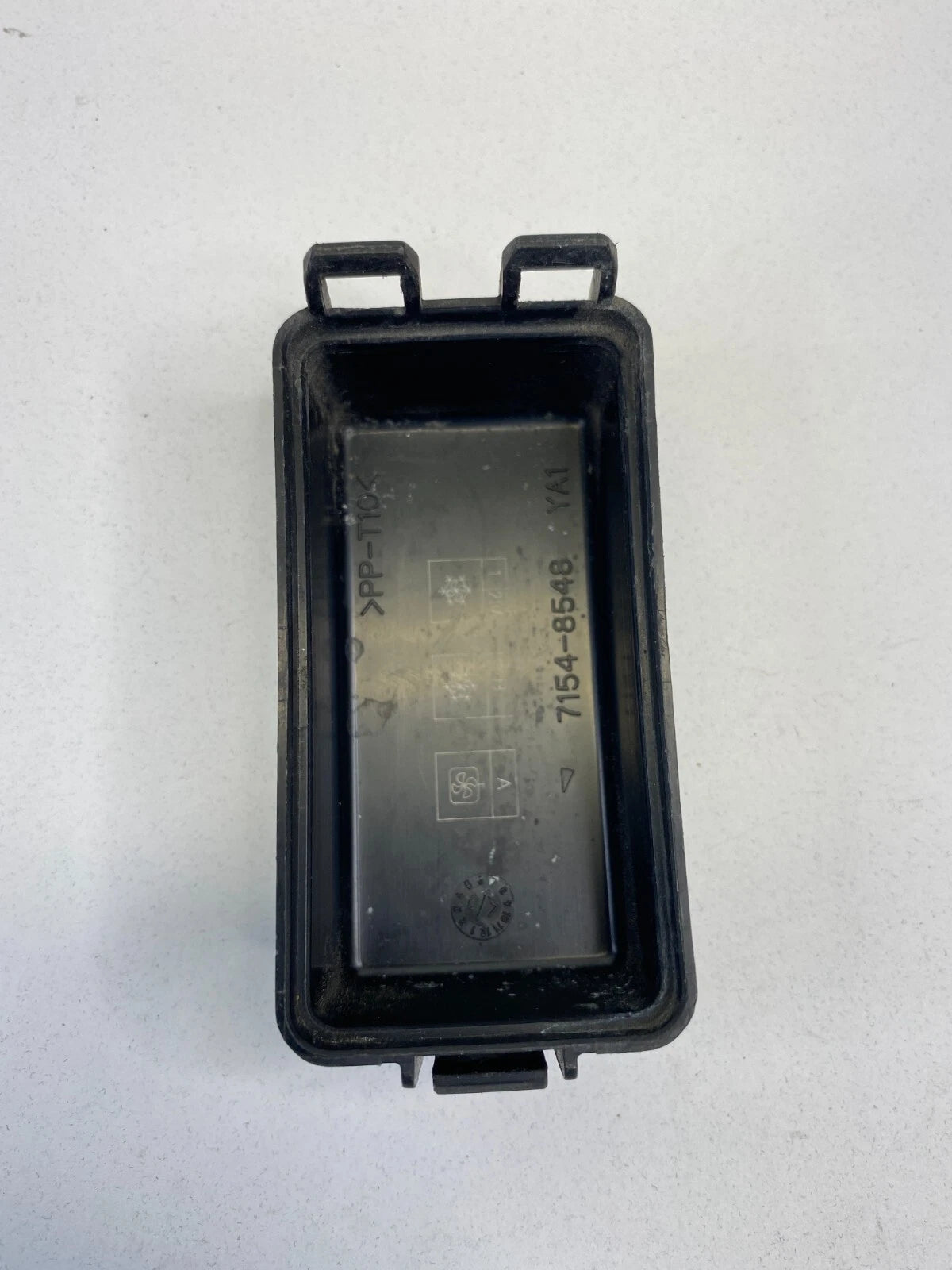 2009 09 MITSUBISHI GALANT 2.4L L4 AT FUSE BOX RELAY COMPARTMENT PANEL MR301971