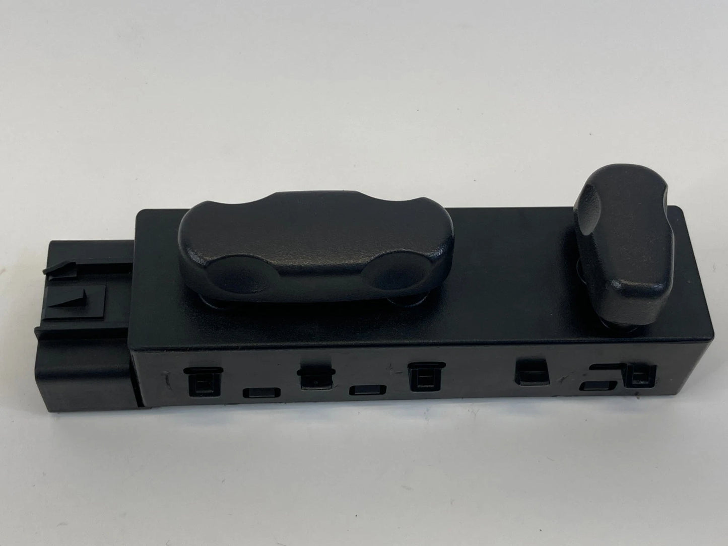 2010-2013 Buick LaCrosse Front Left Seat Adjustment Switch 25974714 OEM