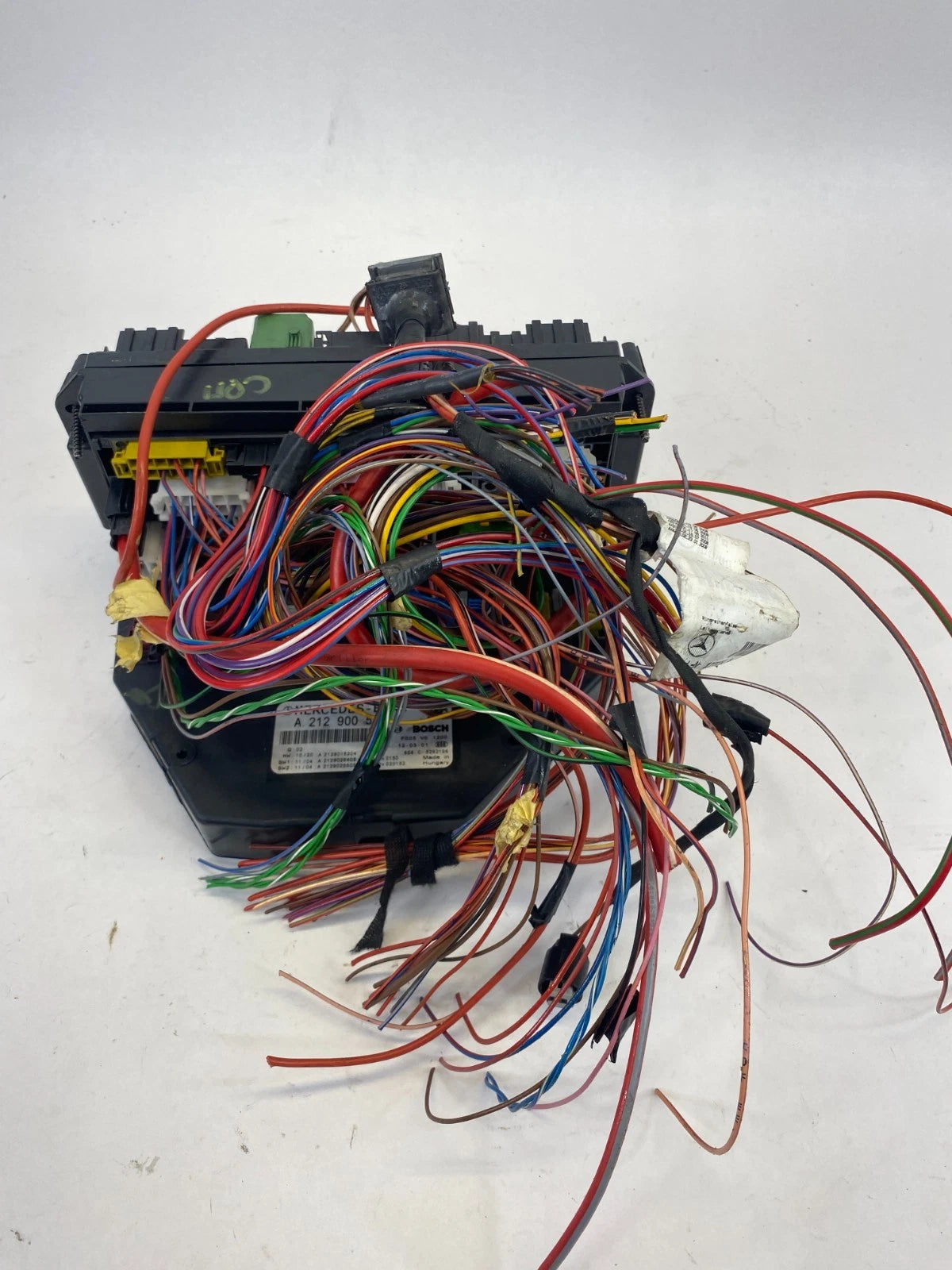 2010-2012 MERCEDES-BENZ GLK350 FRONT SAM MODULE FUSE BOX RELAY A212-900-59-12
