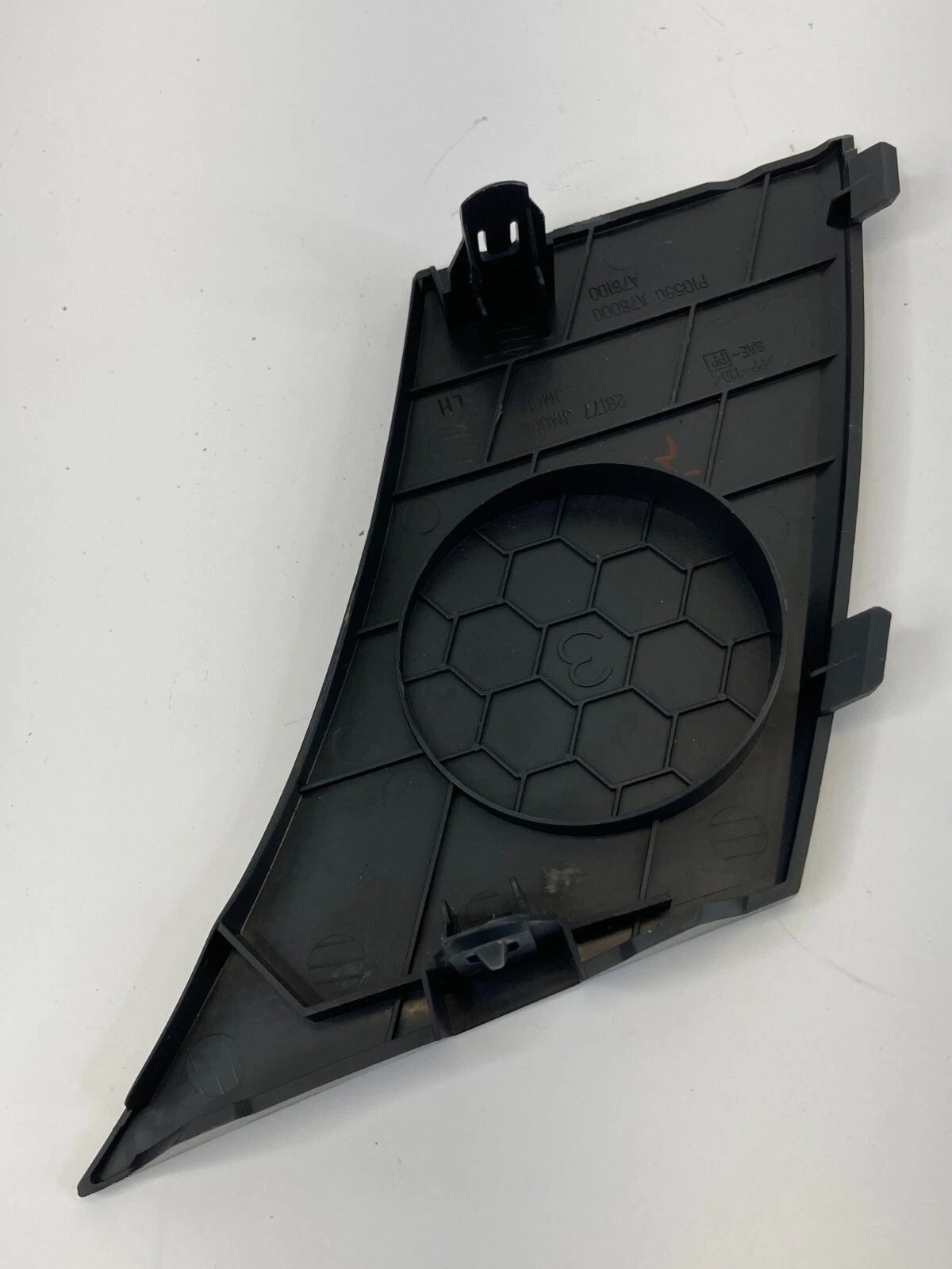 2008-2013 NISSAN ROGUE DASH LEFT DRIVER SIDE SPEAKER COVER GRILLE 28177-JM00A