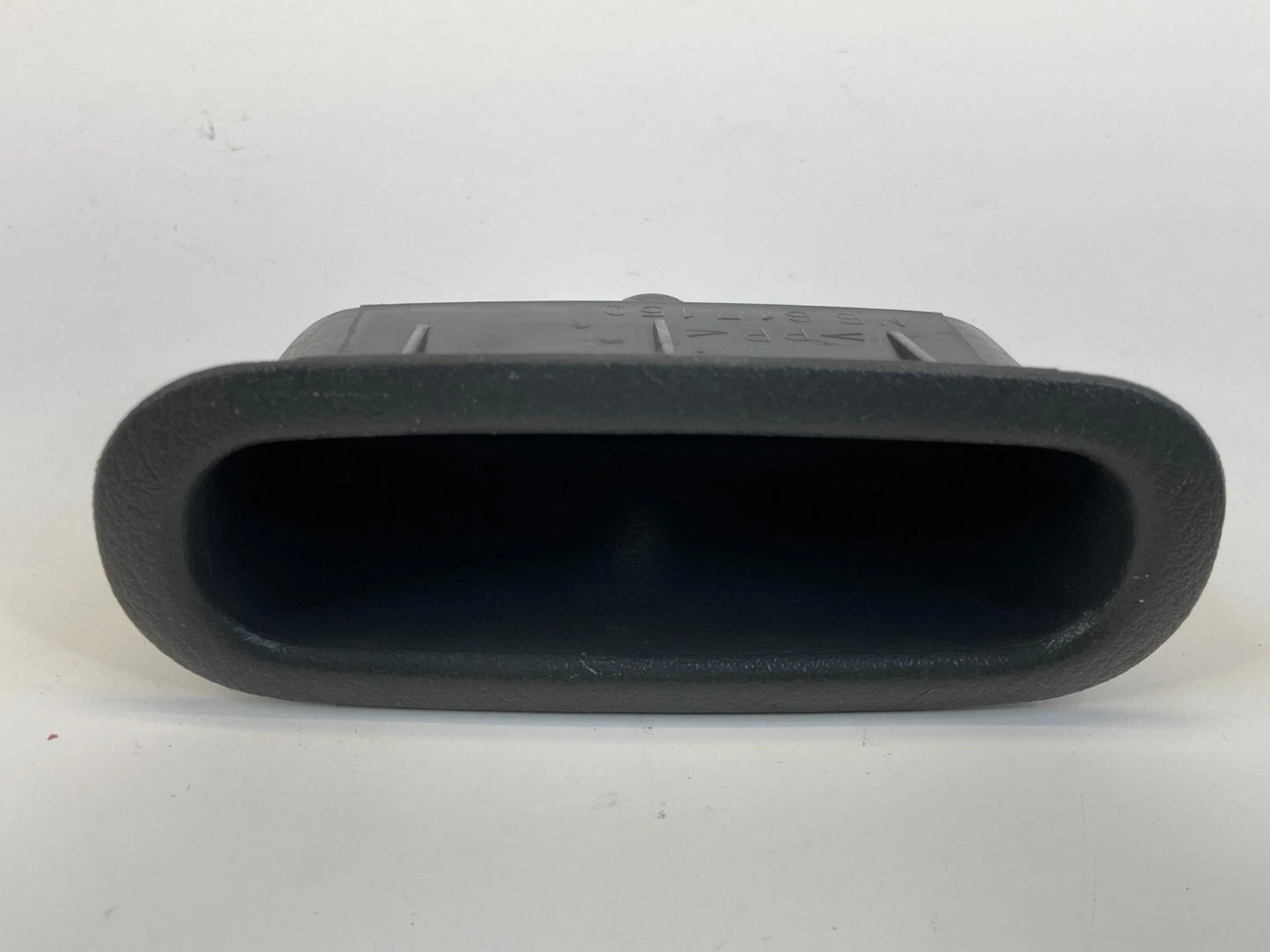 1997-2004 MITSUBISHI MONTERO SPORT REAR RIGHT DOOR PULL HANDLE POCKET MR817150