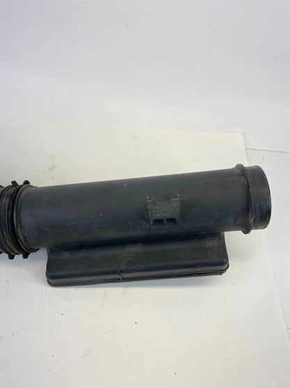 2009-2011 KIA BORREGO 3.8L V6 ENGINE AIR INTAKE HOSE DUCT TUBE OEM 28139-2J200