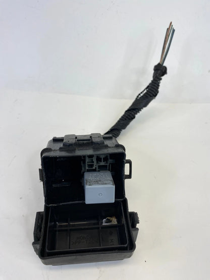 2005 2006 2007 Honda Odyssey AT Under Hood Small Fuse Box Relay Relay Box OEM