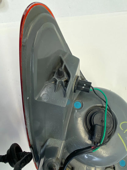 2011-2016 CHEVROLET CRUZE RIGHT PASSENGER OUTER TAIL LIGHT TAILLIGHT LAMP ASSY
